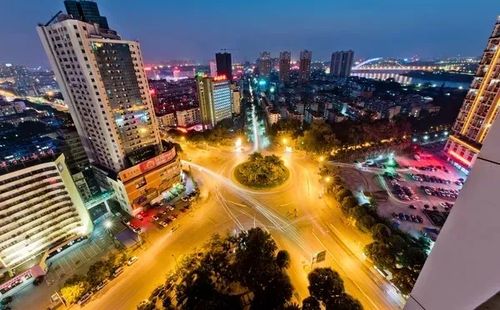 港龍·君望 立于政務之芯，引領黃山精品人居新典范